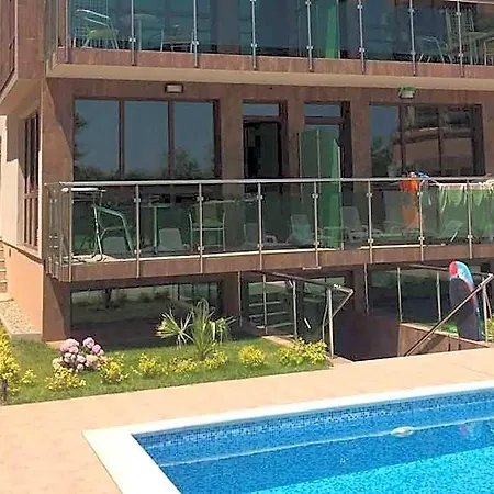 Eurohotel * Primorszko